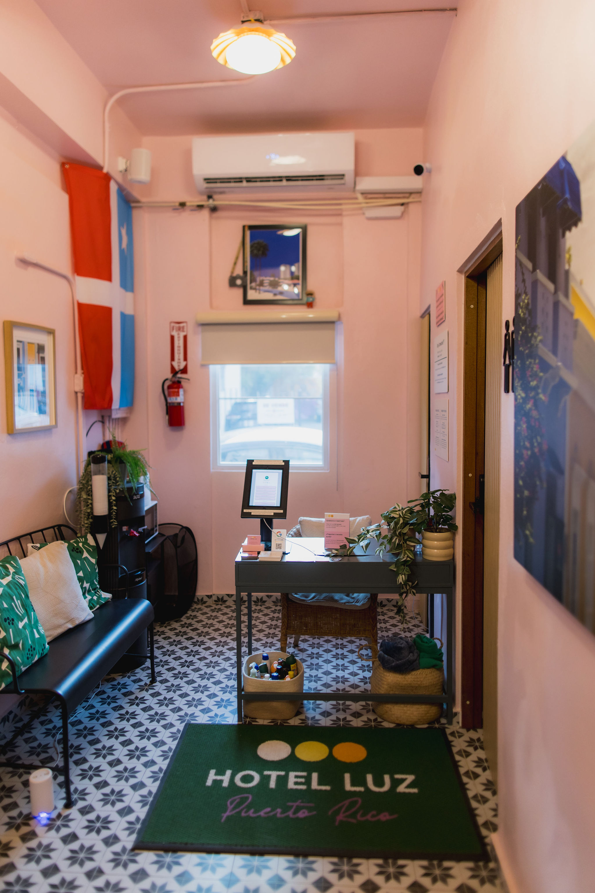 Hotel Luz photo by Jules Miranda