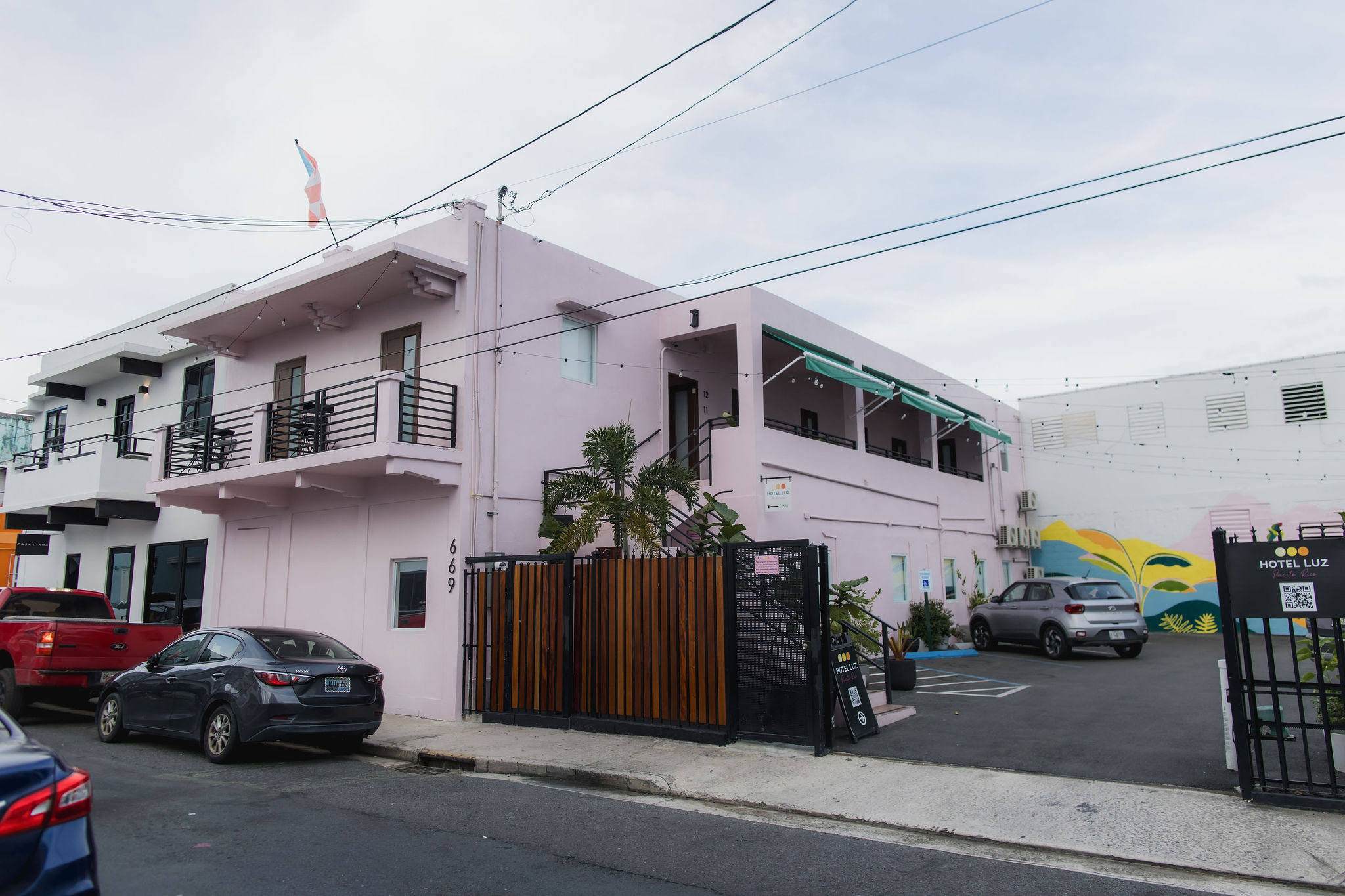 Hotel Luz photo by Jules Miranda