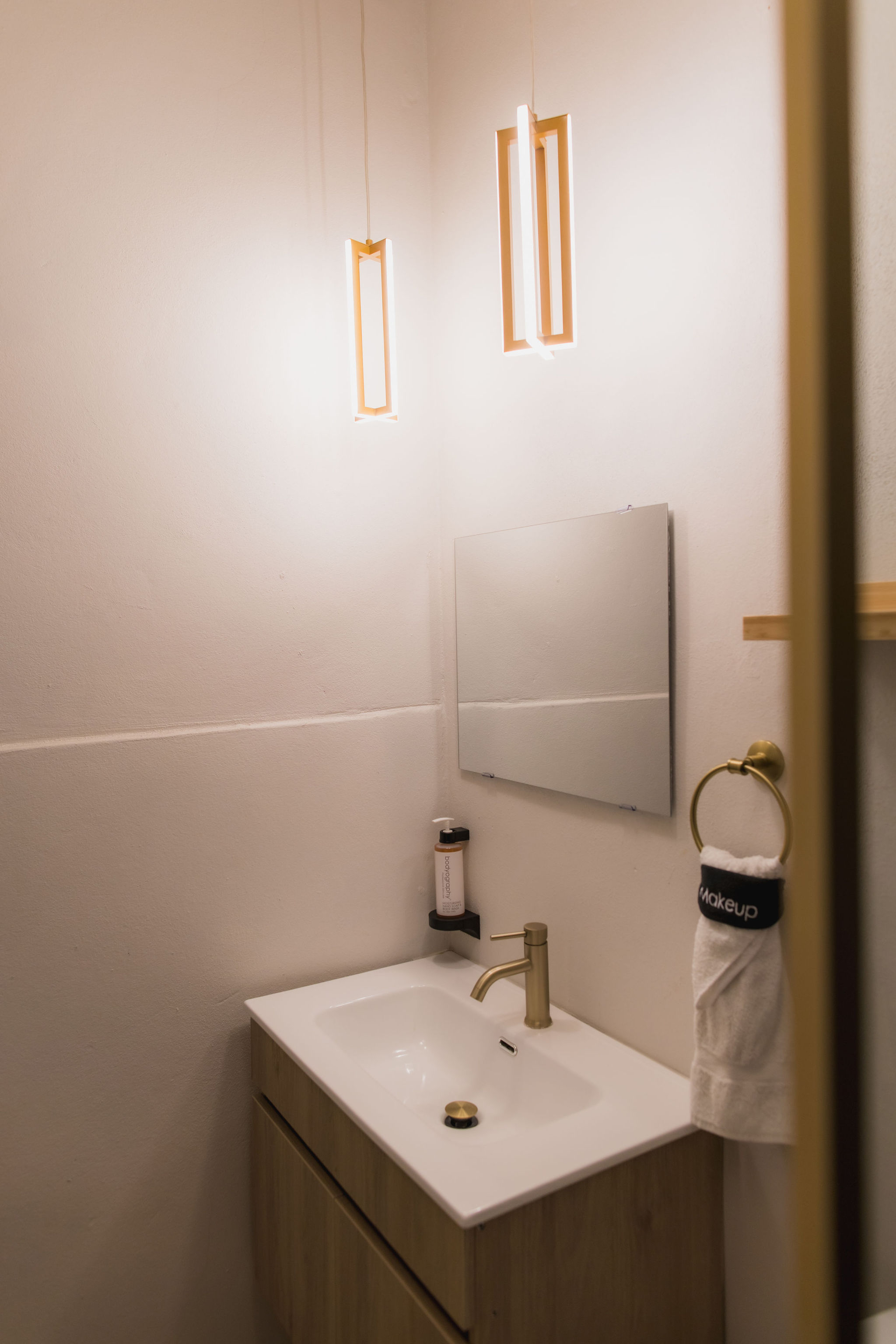 Hotel Luz photo by Jules Miranda