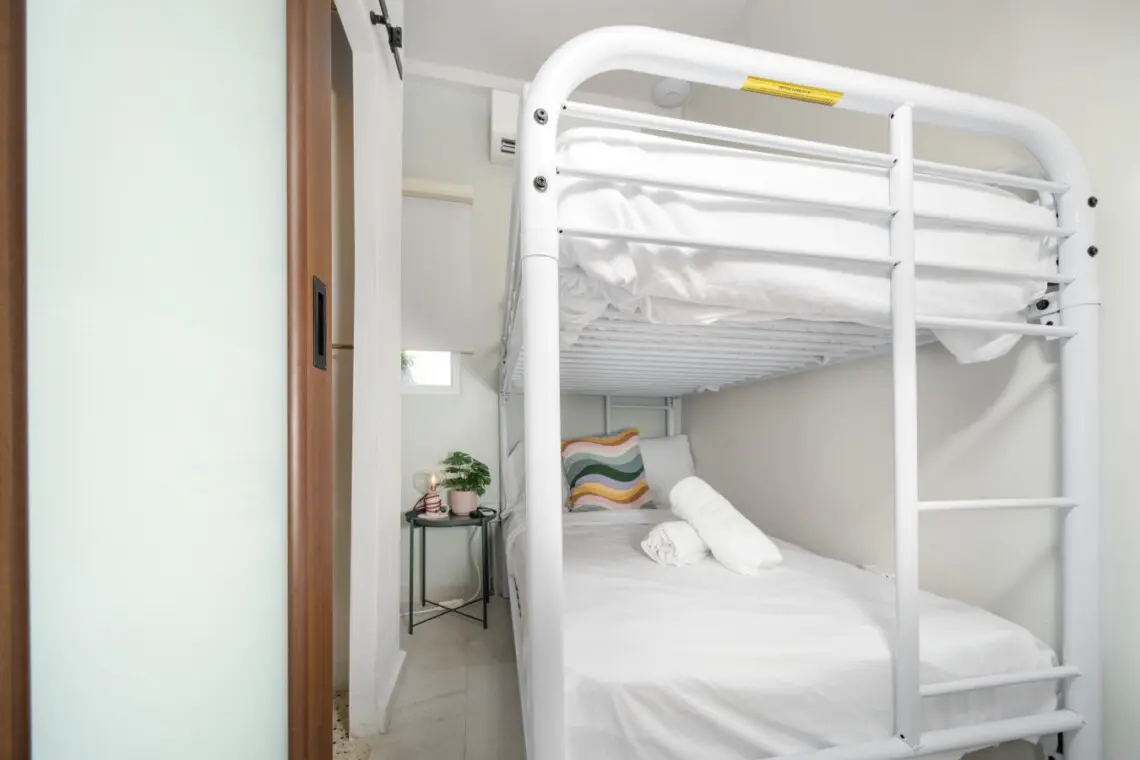 Minimalist Bunk Room
